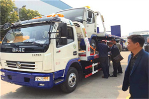 溪翁庄汽车道路救援拖车价格